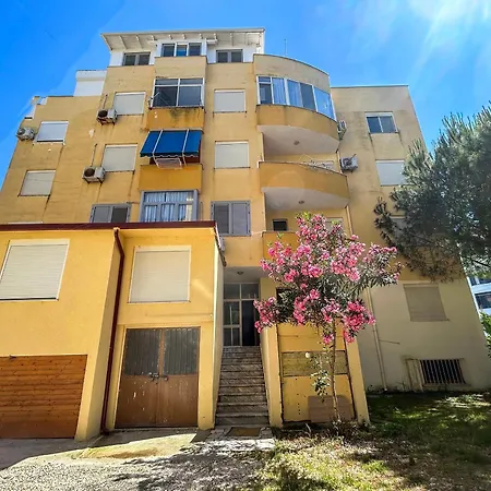 Adriatic Dream Haven C41 * Golem (Tirana)